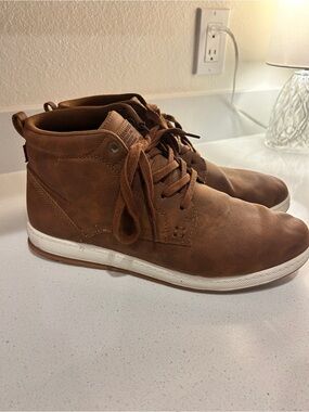Men's Brown Chukka Boots – Casual Lace-Up Mid-Top